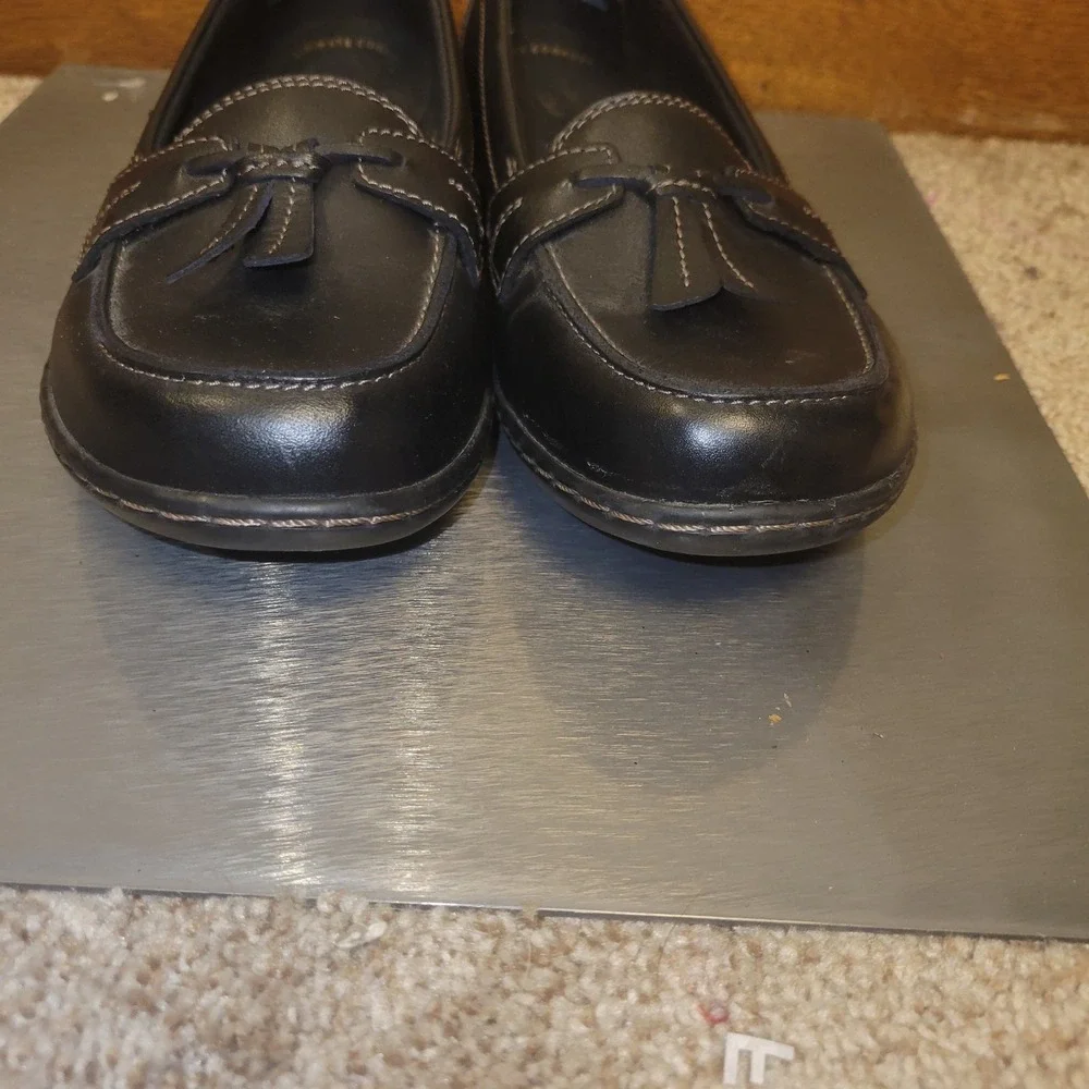 Clarks Collection Black Leather Tassel Loafers Womens 8.5 M‎ Ultimate Comfort